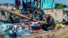 Cai Rang Mekong Boat for solo travelers to join the Group Tours